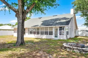 8327 Maid Marions Trail, Lakeland, FL 33809 - Photo 27