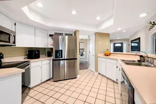 8327 Maid Marions Trail, Lakeland, FL 33809 - Photo 7