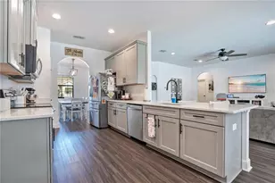 525 Gandhi Dr, Lakeland, FL 33813 - Photo 9