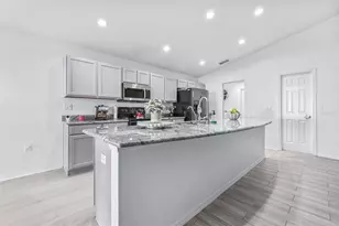 2037 Charleston Ln, Bartow, FL 33830 - Photo 11