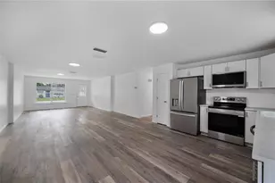 4052 Lana Dr, Lakeland, FL 33813 - Photo 7