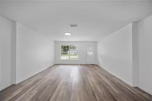 4052 Lana Dr, Lakeland, FL 33813 - Photo 9
