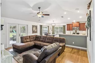 214 Mountain Dr, Babson Park, FL 33827 - Photo 9