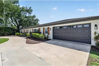 706 S Oakwood Avenue, Brandon, FL 33511 - Photo 3