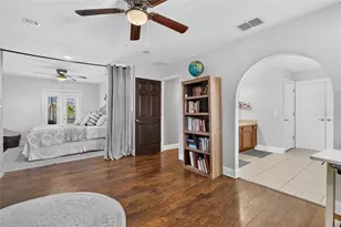 706 S Oakwood Ave, Brandon, FL 33511 - Photo 37