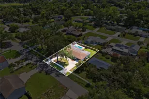 706 S Oakwood Ave, Brandon, FL 33511 - Photo 49