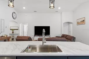 6329 Gardner Dr, Lakeland, FL 33813 - Photo 11