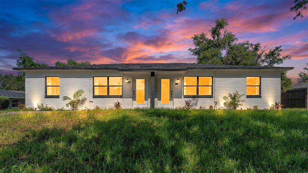 621 Hollingsworth Rd - 621 Hollingsworth Rd, Lakeland, FL 33801 Luxury Property | Jose Angel Pina