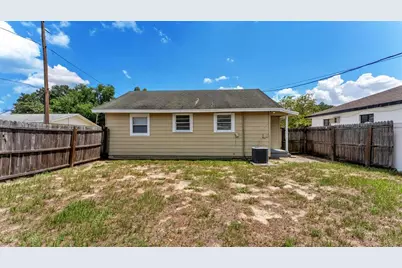 14 W Johnson Avenue, Lake Wales, FL 33853 - Photo 11