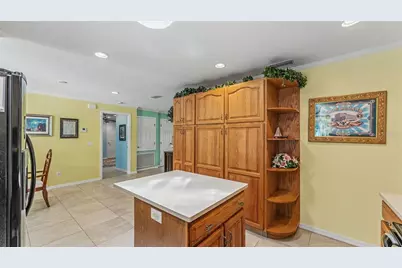 913 E Lake Parker Drive, Lakeland, FL 33801 - Photo 15