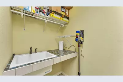 913 E Lake Parker Drive, Lakeland, FL 33801 - Photo 37