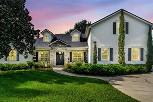 925 Ashton Oaks Cir, Lakeland, FL 33813 - Photo 1