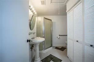 4504 Mt View Dr, Lakeland, FL 33813 - Photo 19