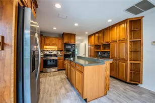 4504 Mt View Dr, Lakeland, FL 33813 - Photo 13