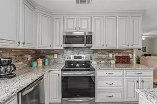 308 High View Ln, Lakeland, FL 33803 - Photo 17