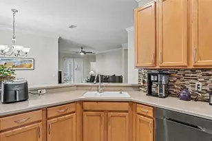 2305 Frankfort St, Winter Haven, FL 33881 - Photo 7