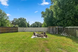 2009 Helm Ln, Valrico, FL 33594 - Photo 35
