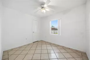 3615 Willow Wisp Dr S, Lakeland, FL 33810 - Photo 9
