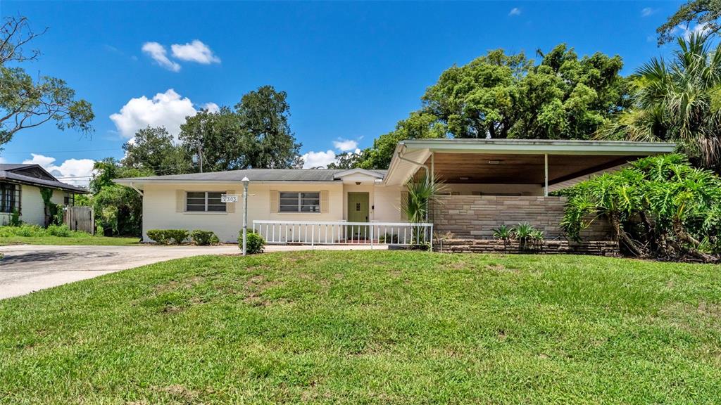 2303 Coventry Ave - 2303 Coventry Ave, Lakeland, FL 33803 Luxury Property | Jose Angel Pina