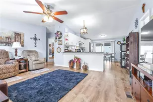 3041 Short Leaf St, Wesley Chapel, FL 33543 - Photo 5