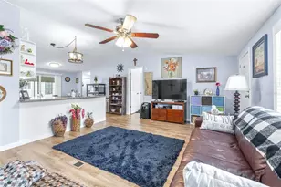 3041 Short Leaf St, Wesley Chapel, FL 33543 - Photo 7