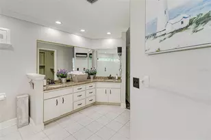 5864 Manchester Dr W, Lakeland, FL 33810 - Photo 21