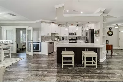5864 Manchester Drive W, Lakeland, FL 33810 - Photo 11