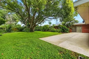 1475 S Lake Howard Dr, Winter Haven, FL 33880 - Photo 53