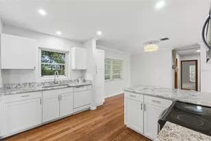 1475 S Lake Howard Dr, Winter Haven, FL 33880 - Photo 17
