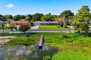 1475 S Lake Howard Dr, Winter Haven, FL 33880 - Photo 1