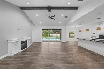 606 Royal Crest Drive, Brandon, FL 33511 - Photo 17