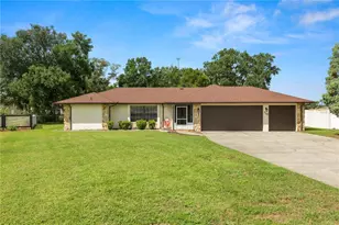717 Cedar Knoll Dr S, Lakeland, FL 33809 - Photo 1