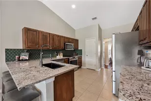 2752 Highlands Creek Dr, Lakeland, FL 33813 - Photo 15