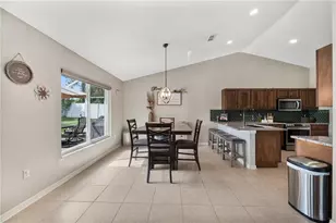 2752 Highlands Creek Dr, Lakeland, FL 33813 - Photo 17