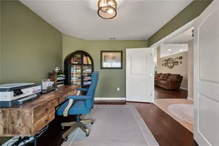 2752 Highlands Creek Dr, Lakeland, FL 33813 - Photo 7