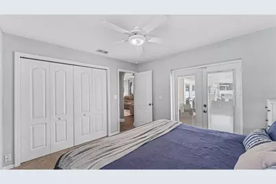 2219 Towering Oaks Circle, Seffner, FL 33584 - Photo 19
