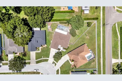 2219 Towering Oaks Circle, Seffner, FL 33584 - Photo 45