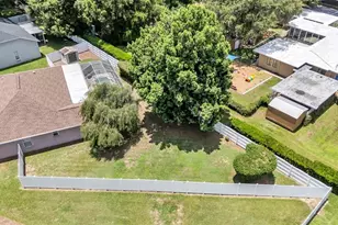 2219 Towering Oaks Cir, Seffner, FL 33584 - Photo 47