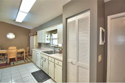 4860 Goldenview Lane, Lakeland, FL 33811 - Photo 17