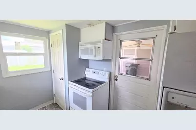 204 Bobbie Circle, Lakeland, FL 33813 - Photo 9