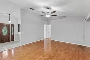 6625 Forestwood Dr W, Lakeland, FL 33811 - Photo 15