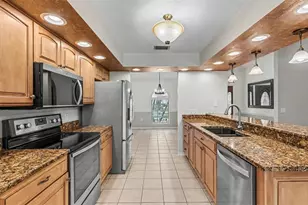 6625 Forestwood Dr W, Lakeland, FL 33811 - Photo 11