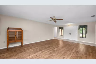 1031 Rolling Woods Lane, Lakeland, FL 33813 - Photo 9