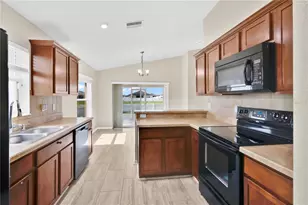 4919 St James Dr, Winter Haven, FL 33881 - Photo 13