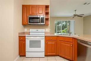 590 Grasslands Village Cir, Lakeland, FL 33803 - Photo 13