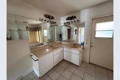 8548 Cypress Lakes Boulevard, New Port Richey, FL 34653 - Photo 23