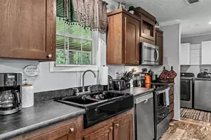 12615 Old Dade City Rd, Kathleen, FL 33849 - Photo 11