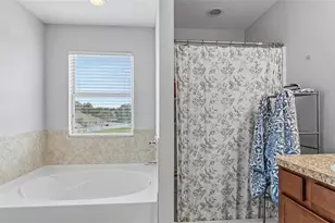 2746 Walden Woods Dr, Plant City, FL 33566 - Photo 33
