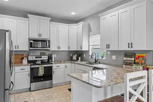 2746 Walden Woods Dr, Plant City, FL 33566 - Photo 13