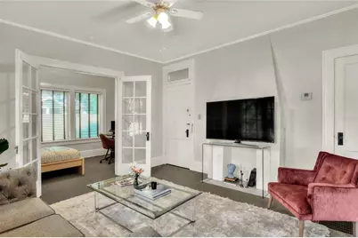 211 E Park Street, Lakeland, FL 33803 - Photo 9